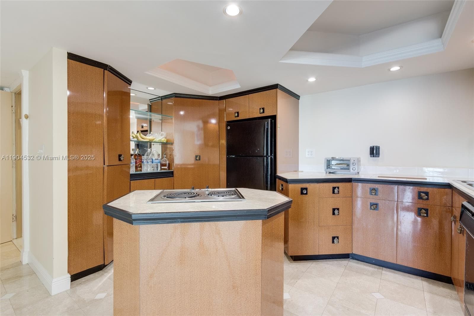 TRAFALGAR TOWERS CONDOMIN · #1702 in Hollywood - Photo 3