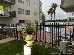 EL LAGO CONDO · #E216 in Miami - Photo 3