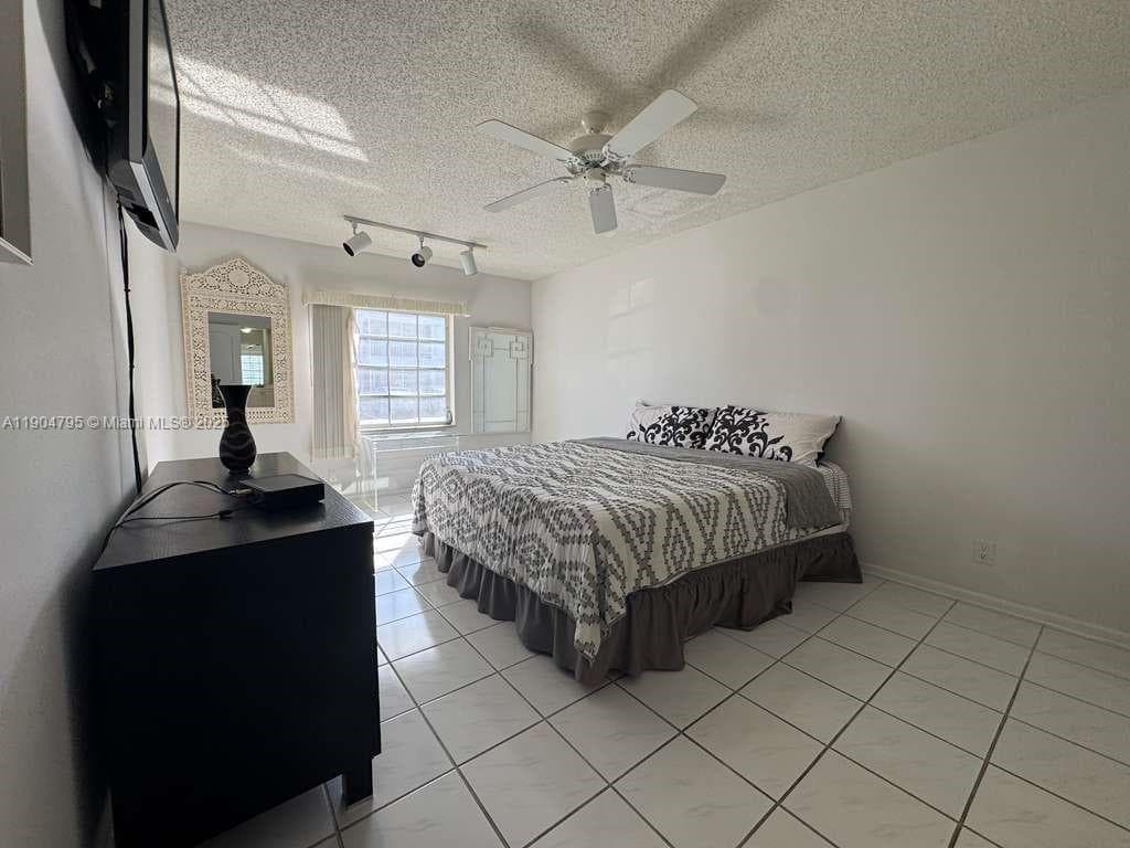 BAY COLONY CLUB CONDO · #1 in Fort Lauderdale - Photo 12