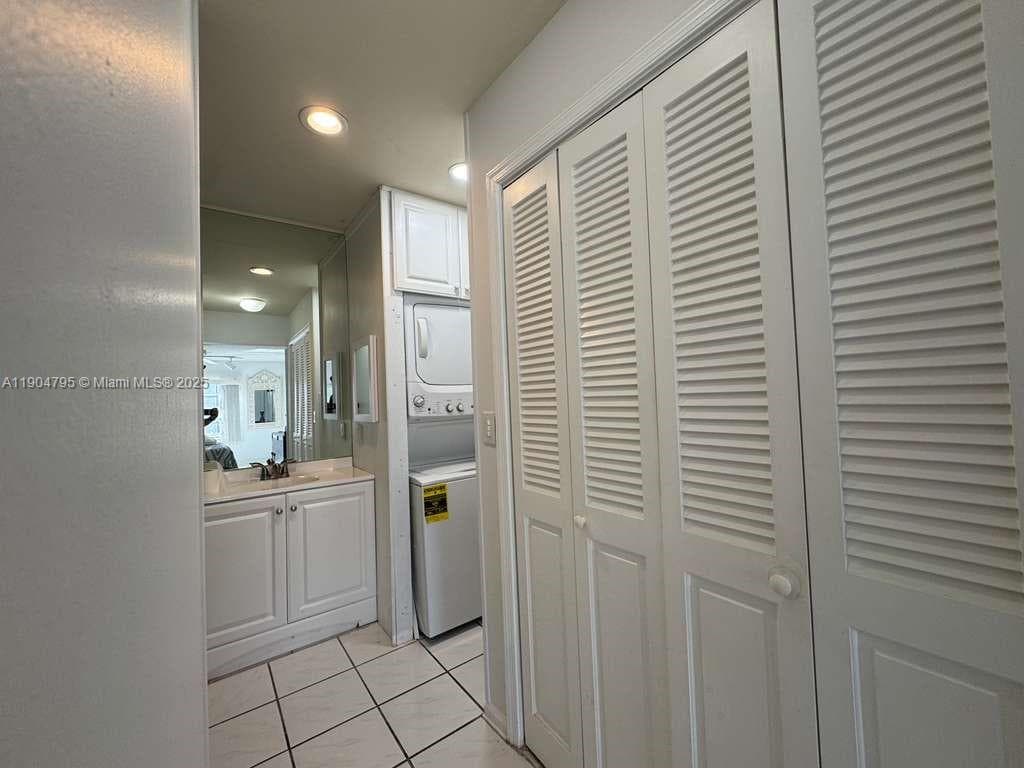 BAY COLONY CLUB CONDO · #1 in Fort Lauderdale - Photo 18