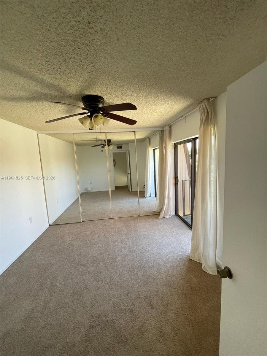 Village of Sandalwood lak in West Palm Beach - Photo 15
