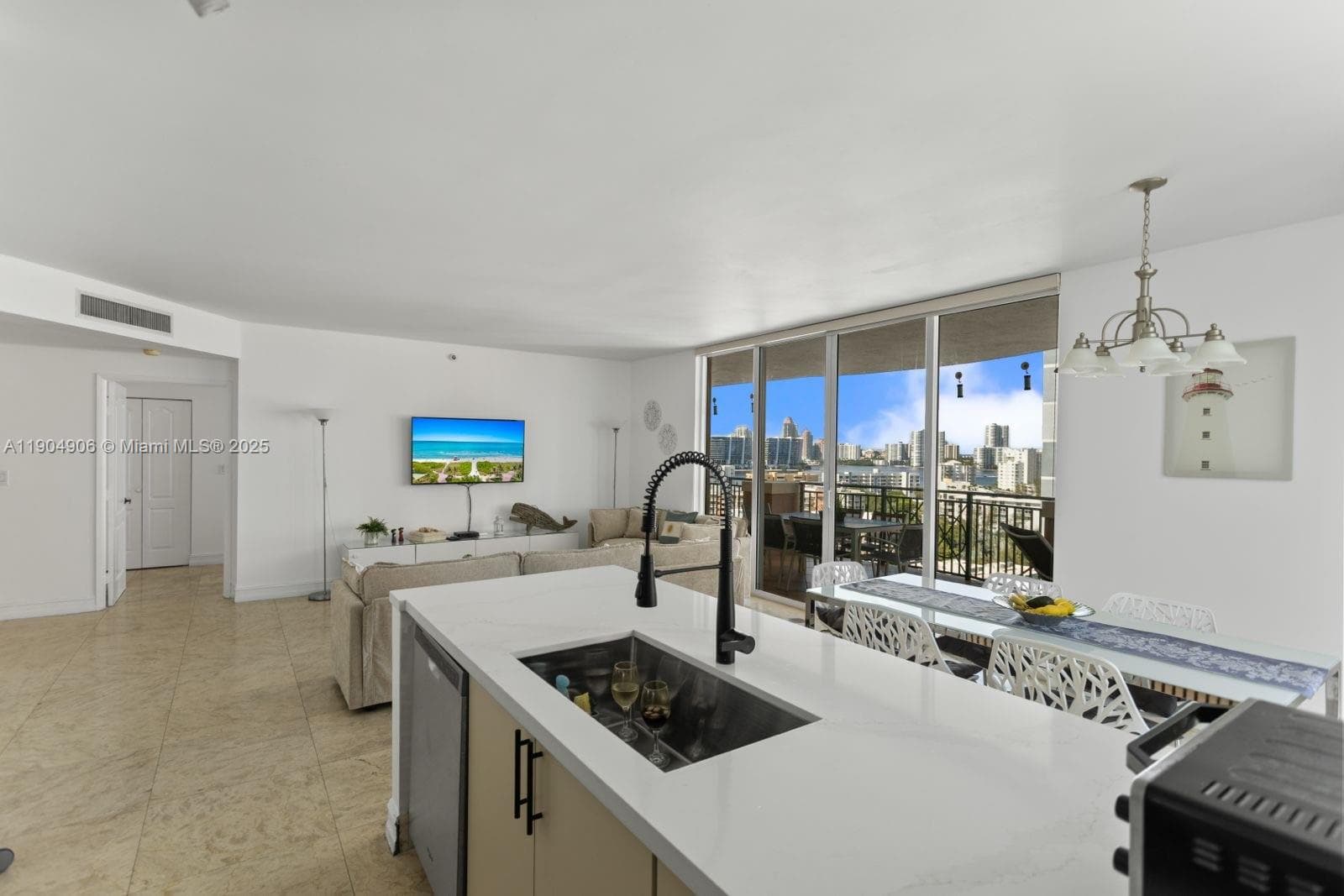 King David · #PH7 in Sunny Isles Beach - Photo 3