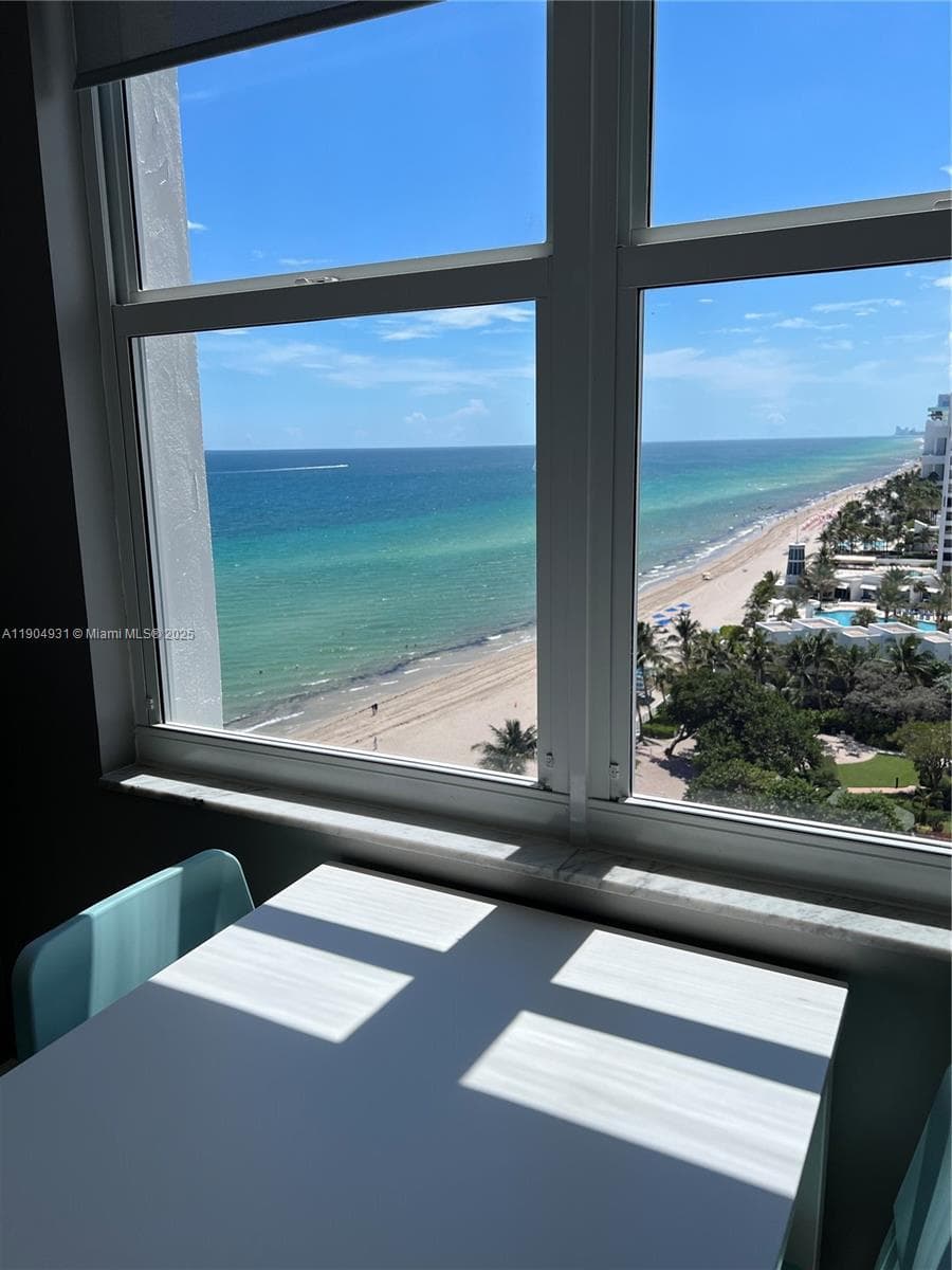 2751 S Ocean Dr · #1406 S in Hollywood - Photo 3