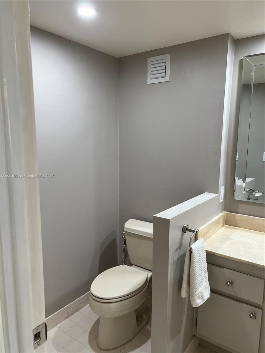 2751 S Ocean Dr · #1406 S in Hollywood - Photo 34