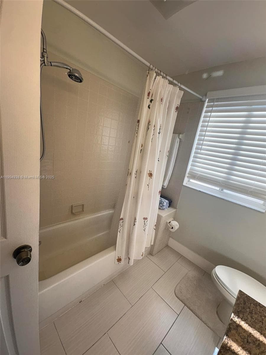 4520 NW 52nd St photo 16