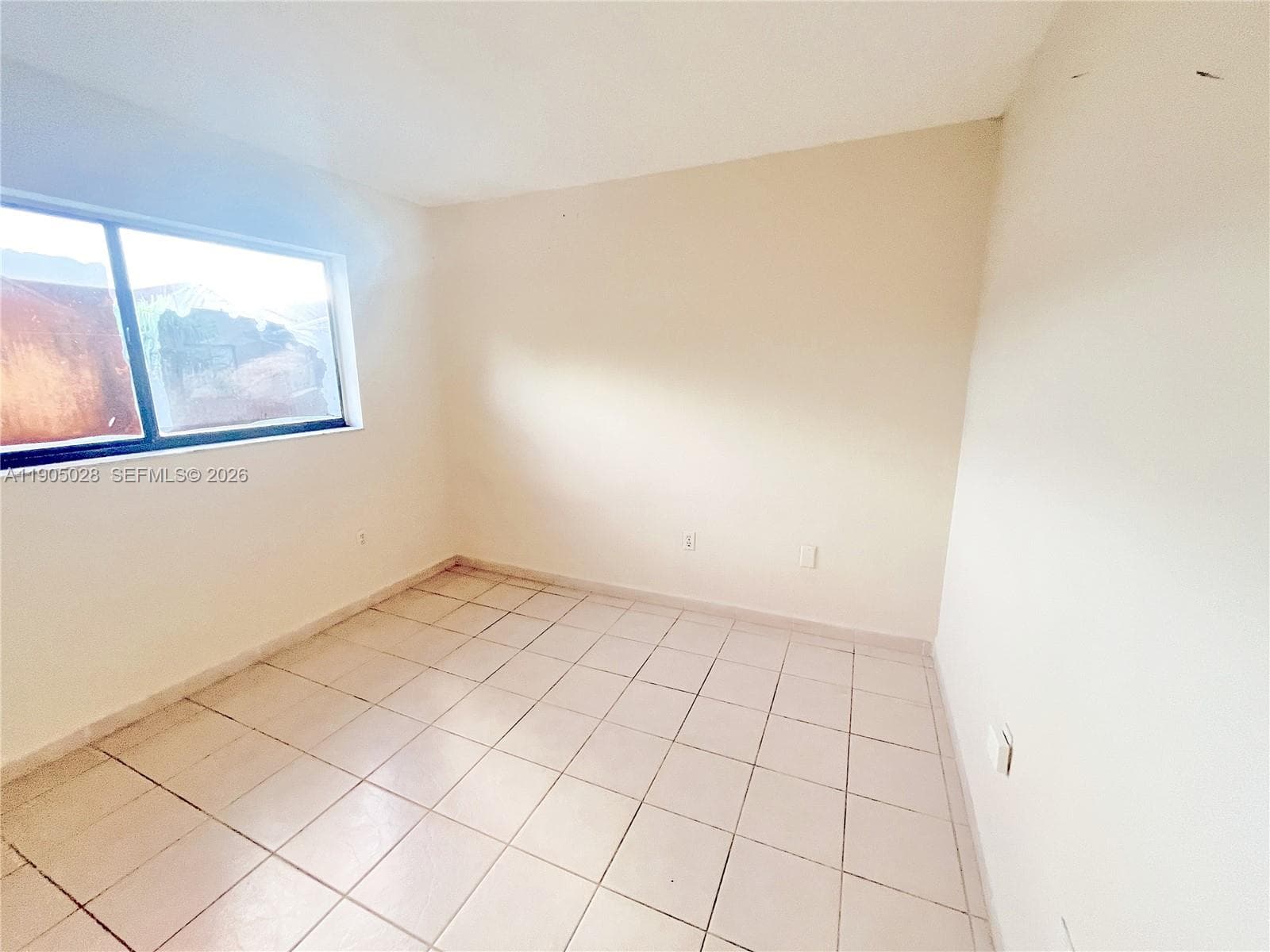 VILLAS DE MARBELLA CONDO · #5712 in Hialeah - Photo 22