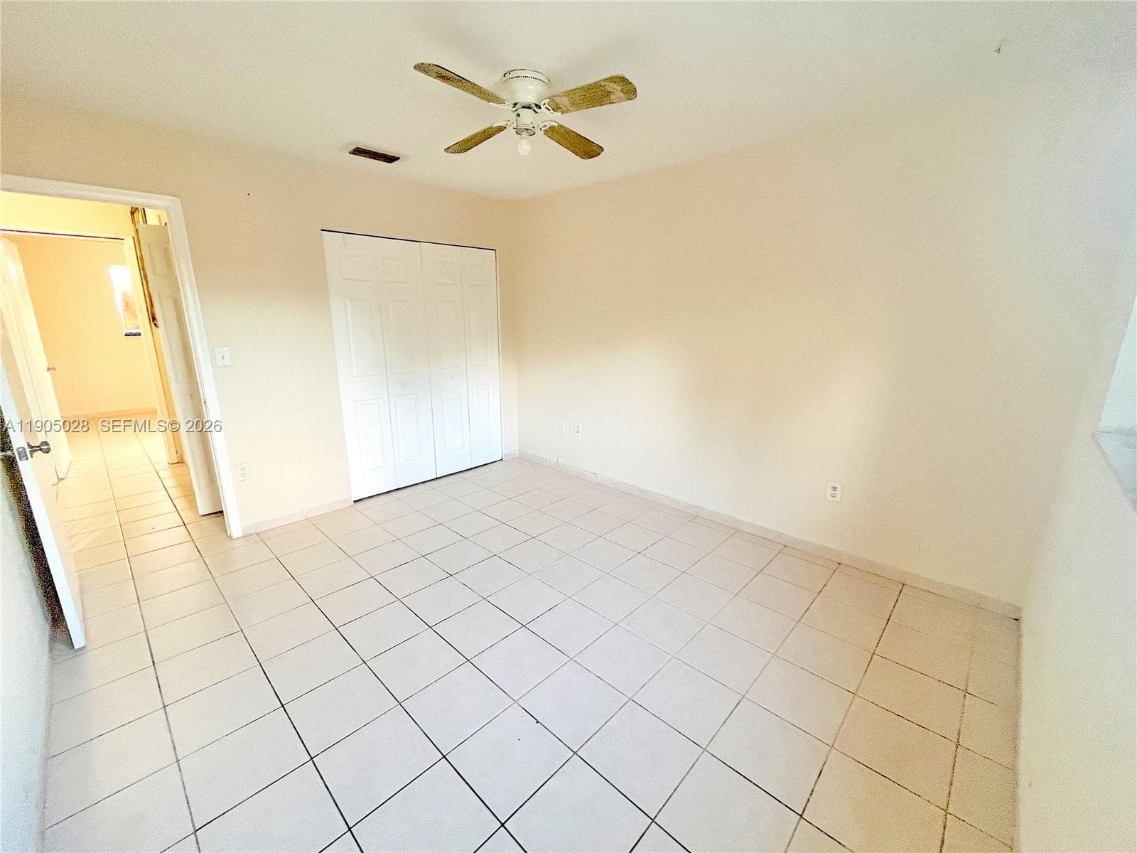VILLAS DE MARBELLA CONDO · #5712 in Hialeah - Photo 18