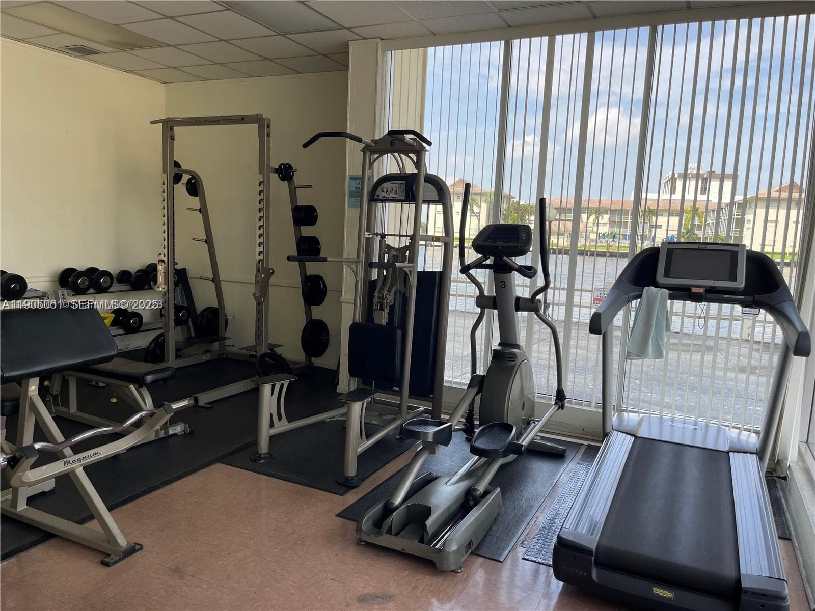 IMPERIAL TOWERS CONDO · #922 in Hallandale Beach - Photo 14