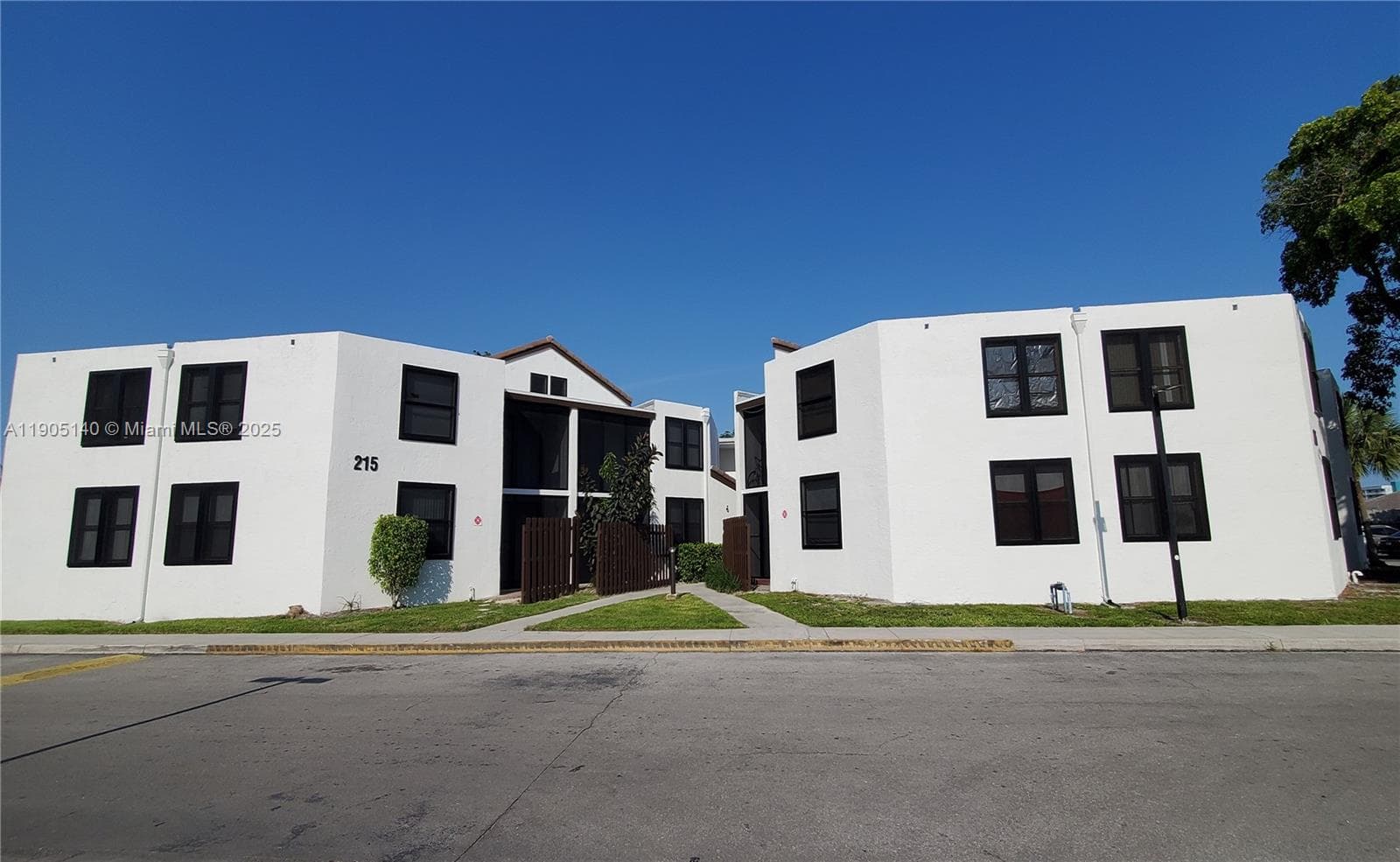 LAKE POINTE · #109 in Oakland Park - Photo 19