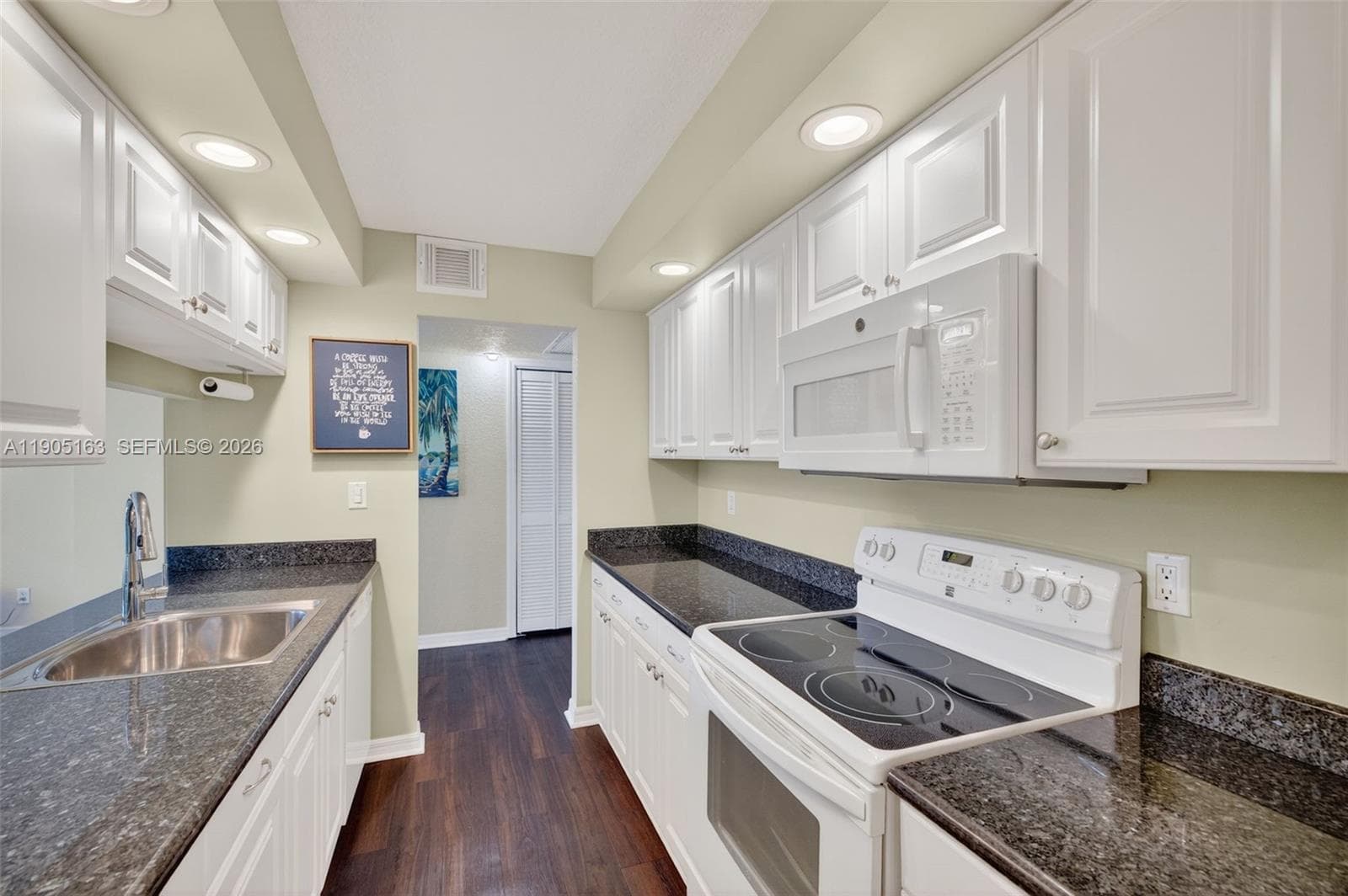 ISLAND CLUB TWO · #RP301 in Pompano Beach - Photo 12