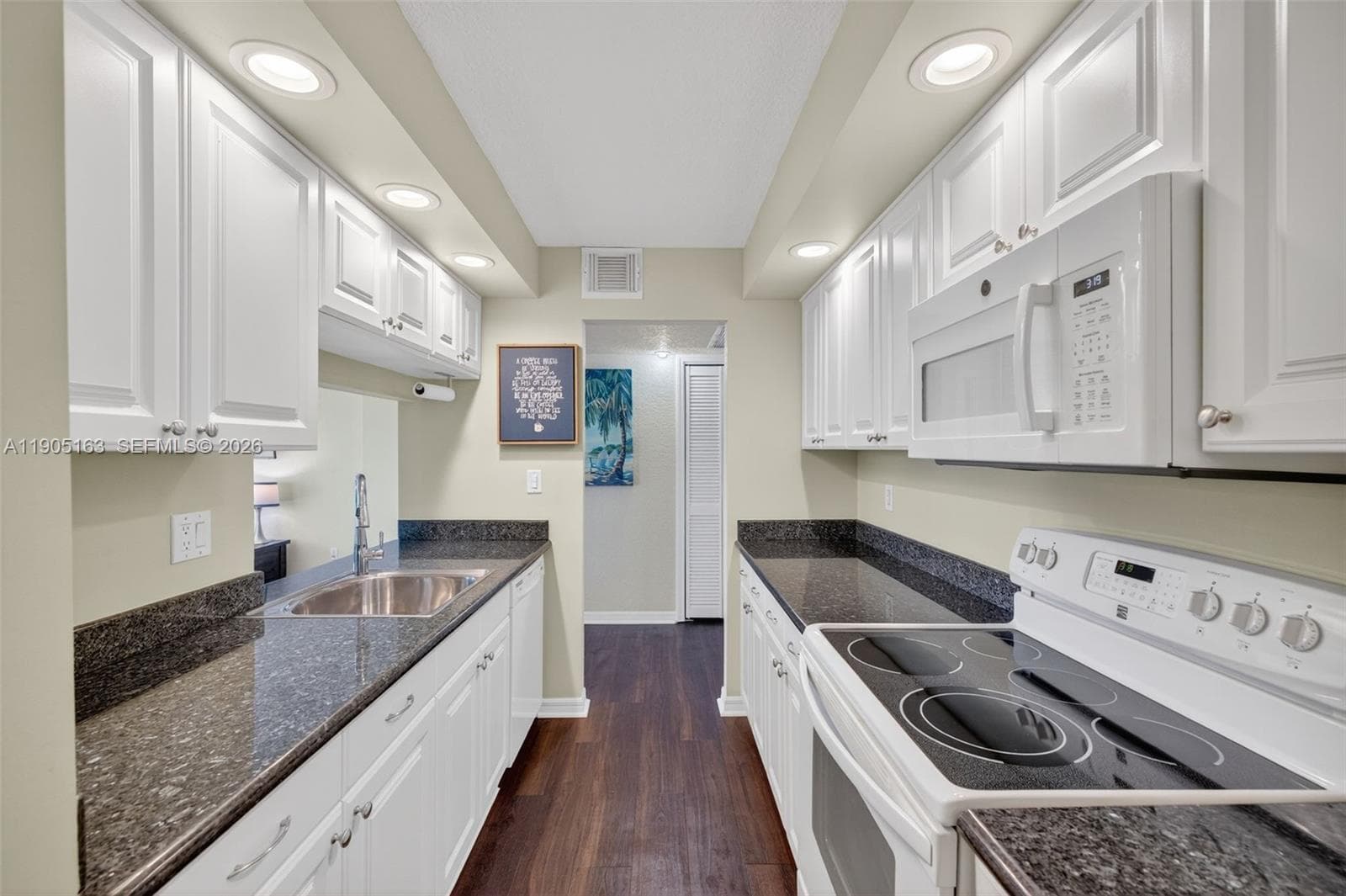 ISLAND CLUB TWO · #RP301 in Pompano Beach - Photo 11