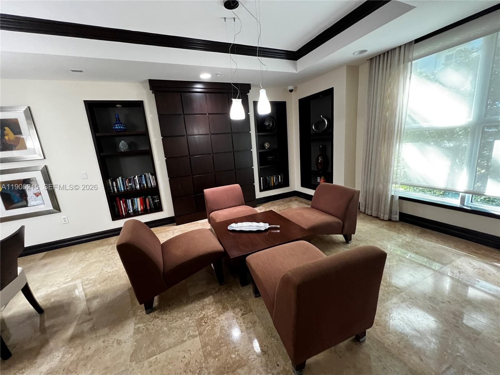 Cliub house