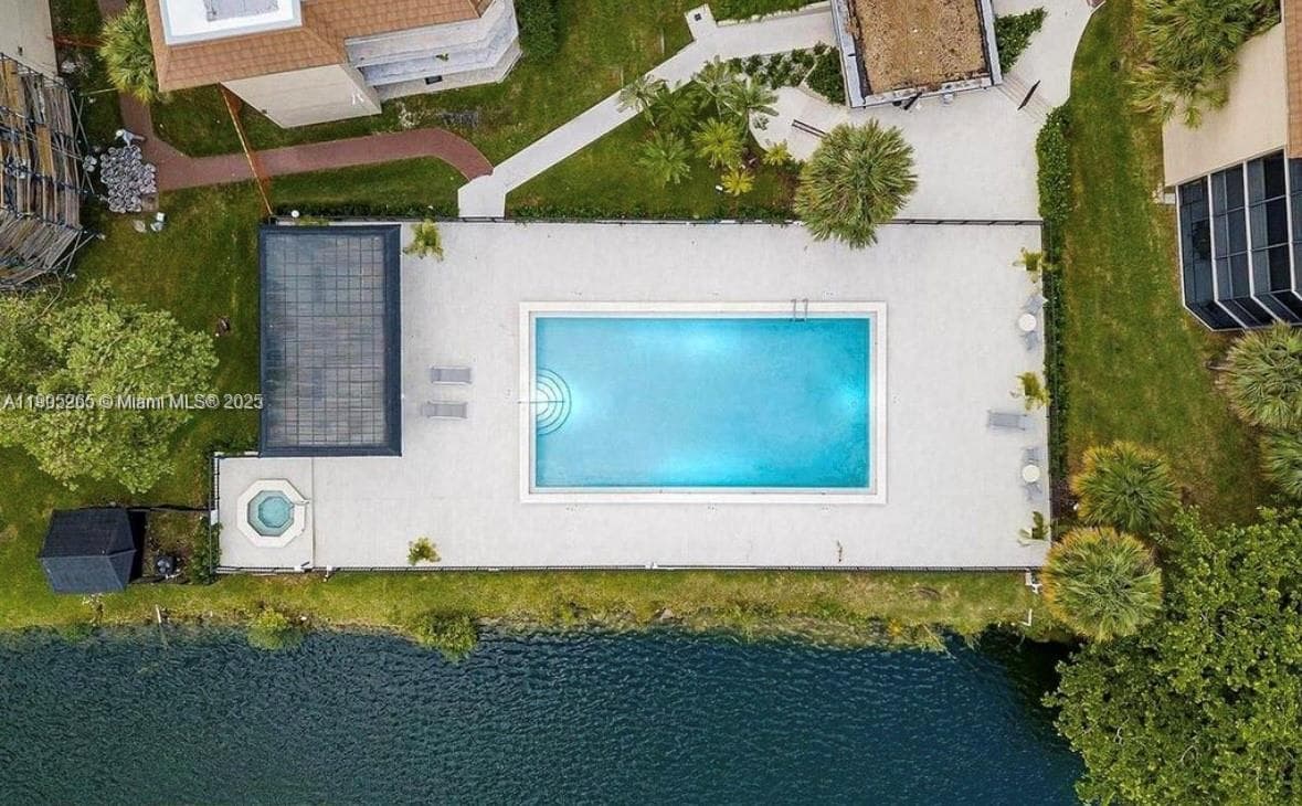 SummerTree Village · #402-2 in Miami - Photo 36