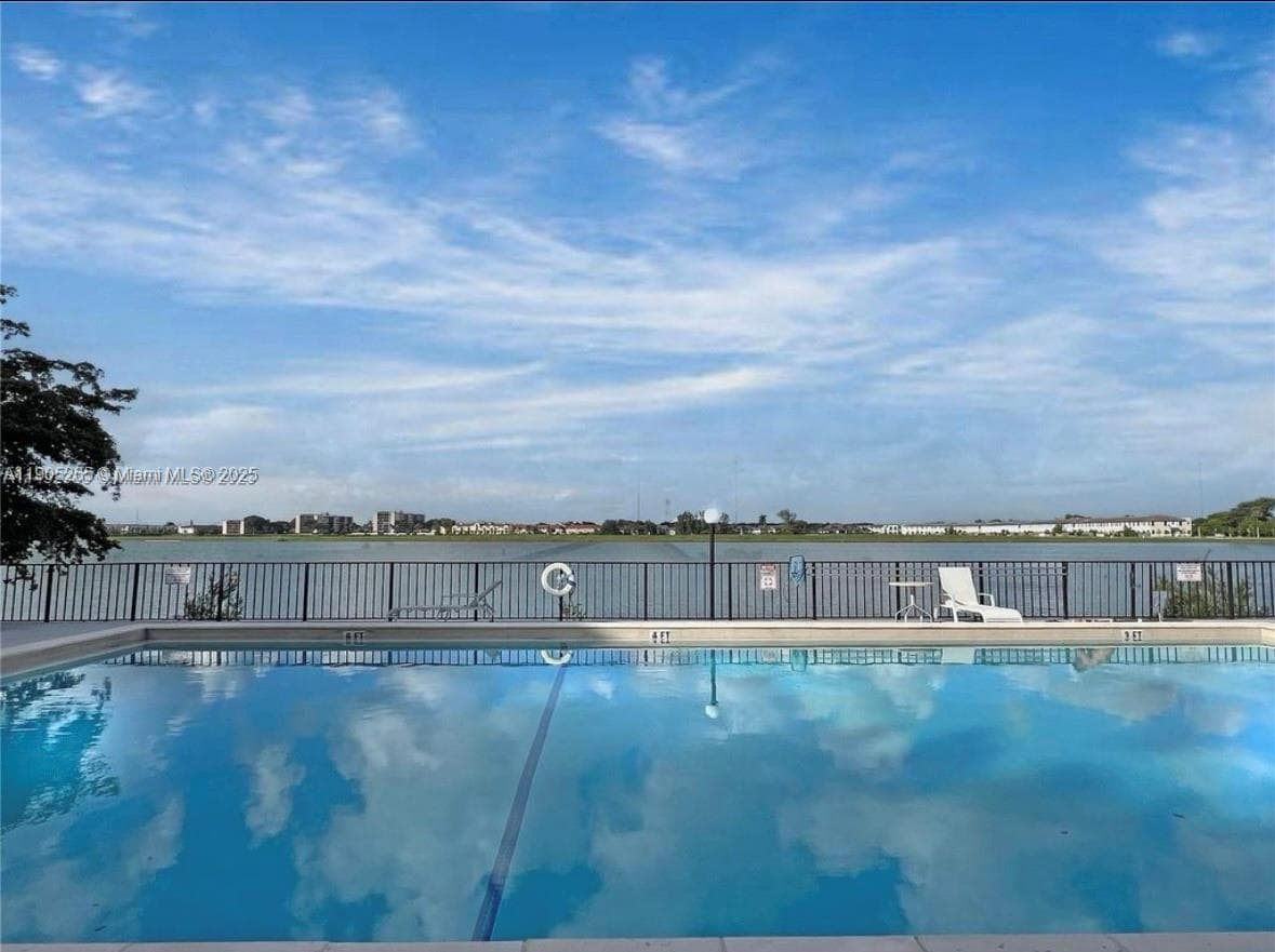 SummerTree Village · #402-2 in Miami - Photo 32