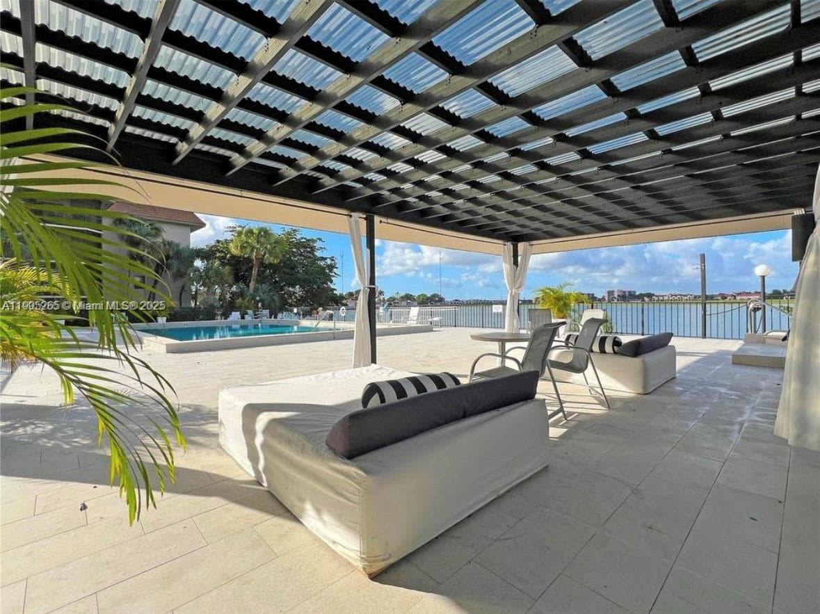 SummerTree Village · #402-2 in Miami - Photo 35