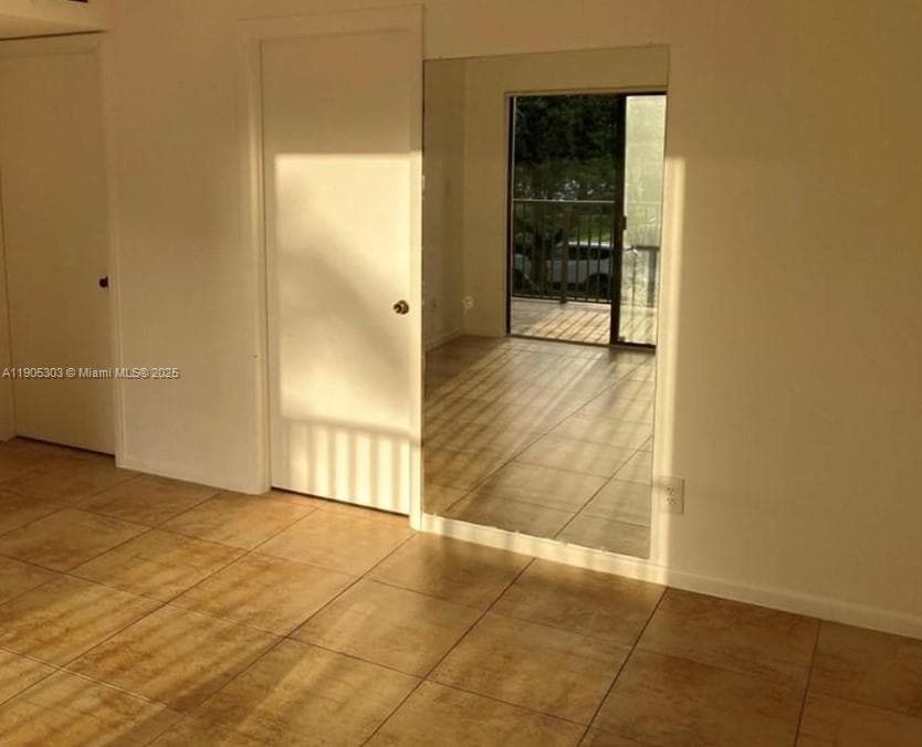 HOLLYWOOD PARC CONDOMINIU · #26-11 in Hollywood - Photo 8