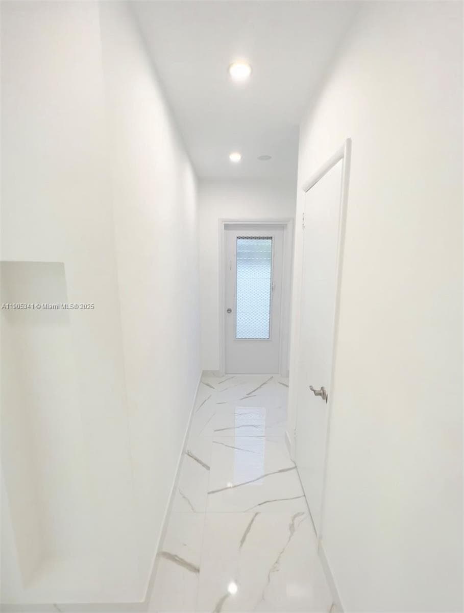 BLUE SKY CONDO · #10 in Miami Beach - Photo 6