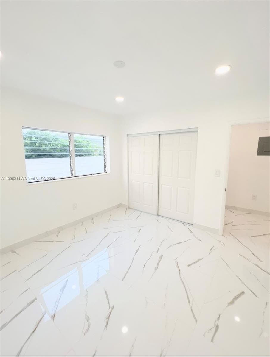 BLUE SKY CONDO · #10 in Miami Beach - Photo 7