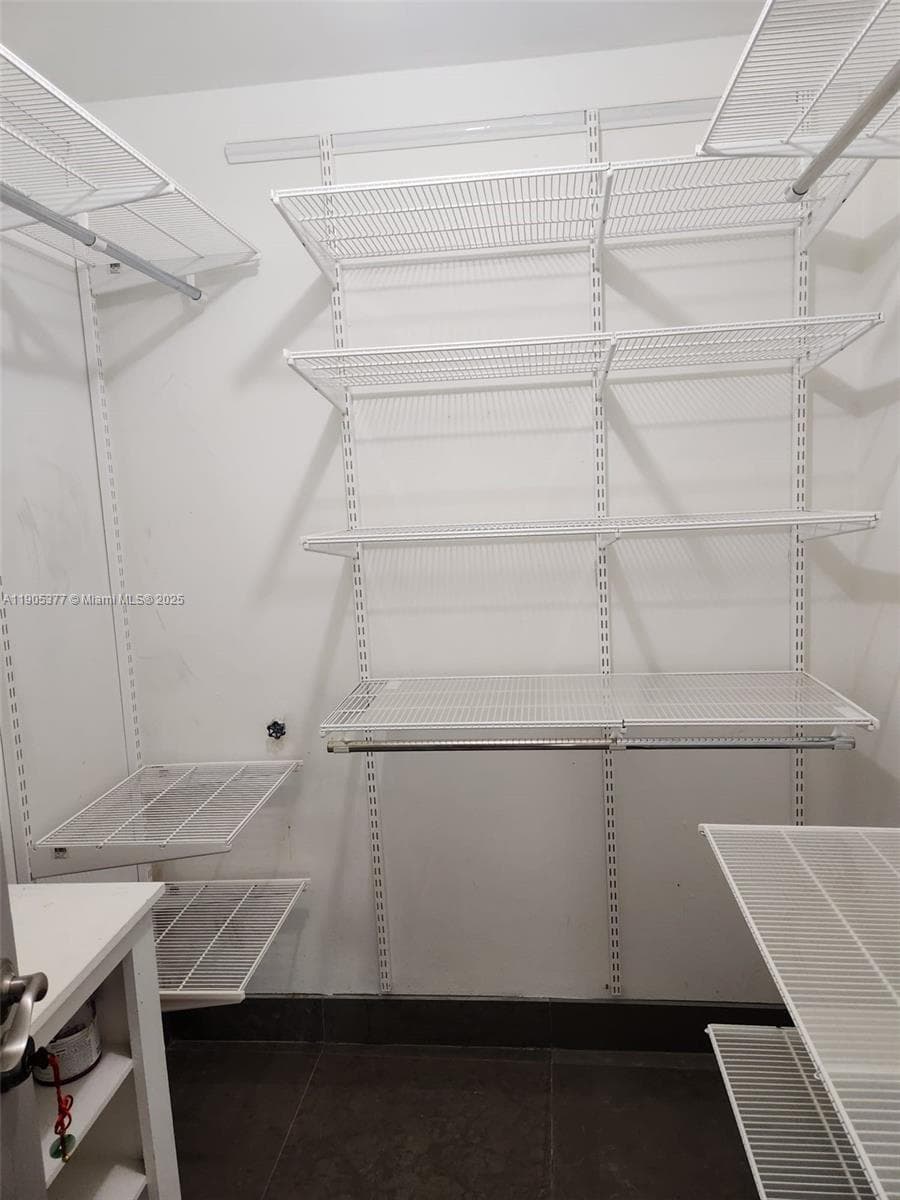 Elfa closet