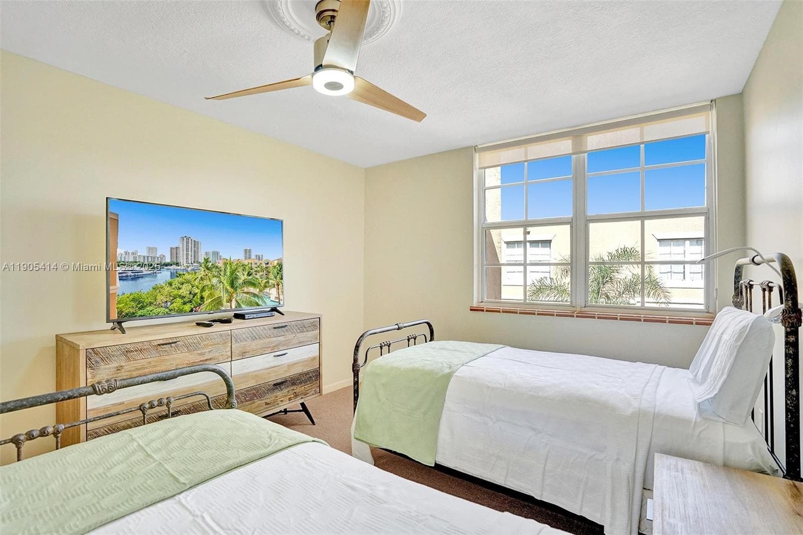 THE YACHT CLUB OF AVENTUR · #3607 in Aventura - Photo 30