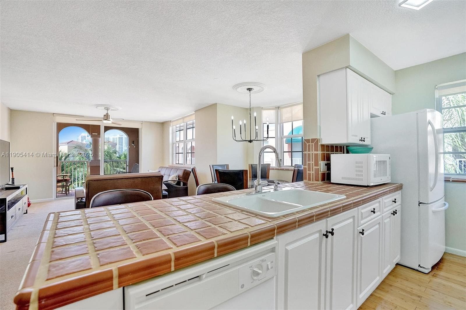 THE YACHT CLUB OF AVENTUR · #3607 in Aventura - Photo 8