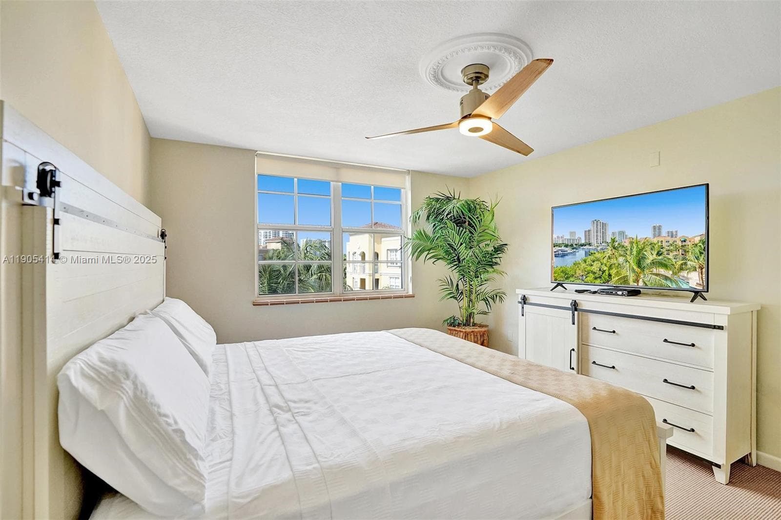 THE YACHT CLUB OF AVENTUR · #3607 in Aventura - Photo 21