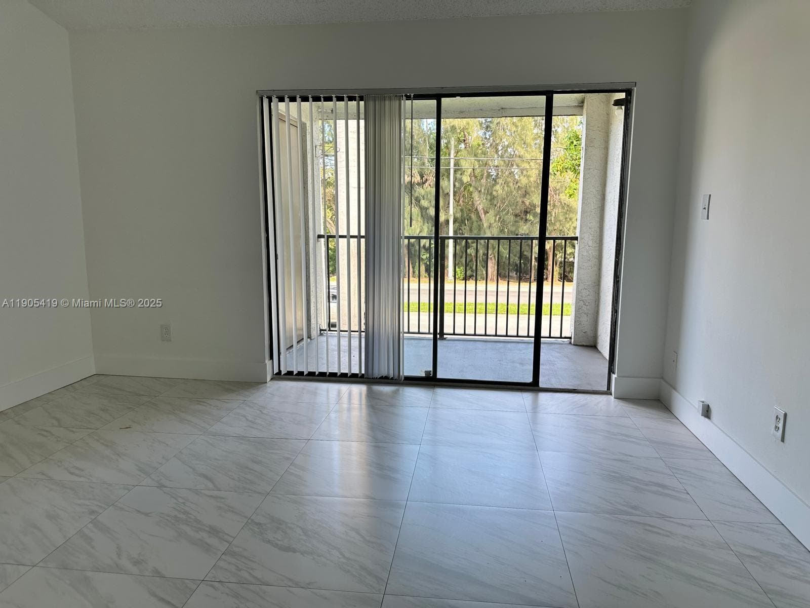 HOLLYWOOD PARC CONDOMINIU · #27-1 in Hollywood - Photo 3