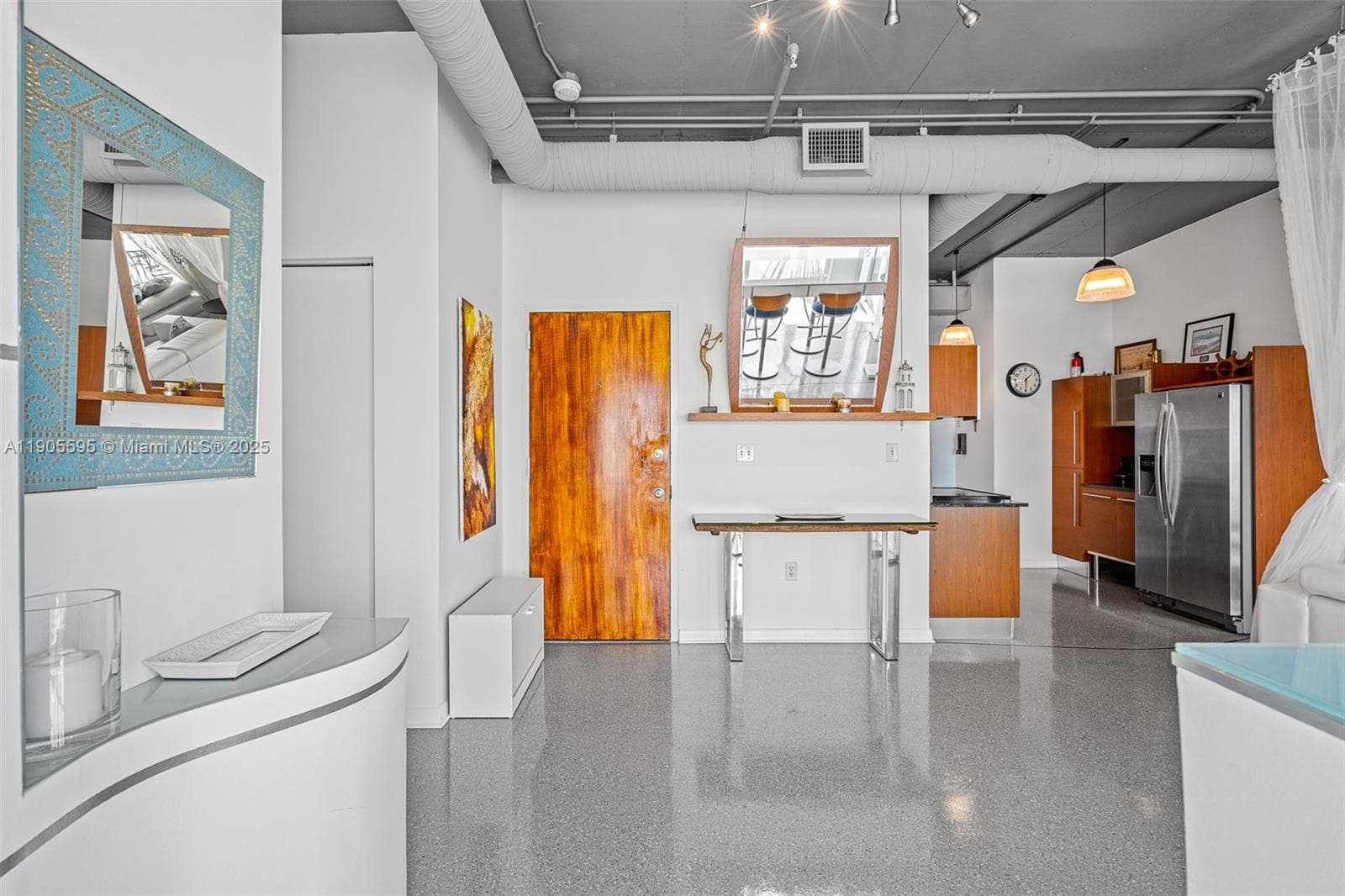 NEO CONDO · #PHI11 in Miami - Photo 27