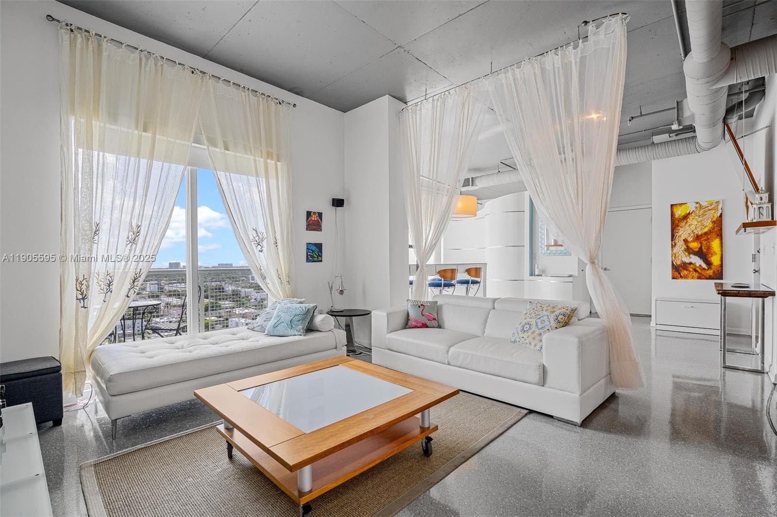NEO CONDO · #PHI11 in Miami - Photo 10