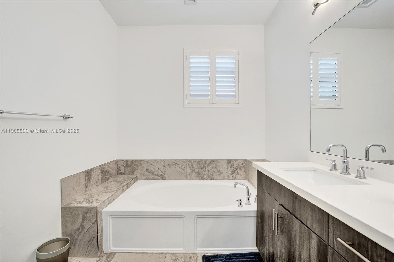 4947 Whispering Way photo 27
