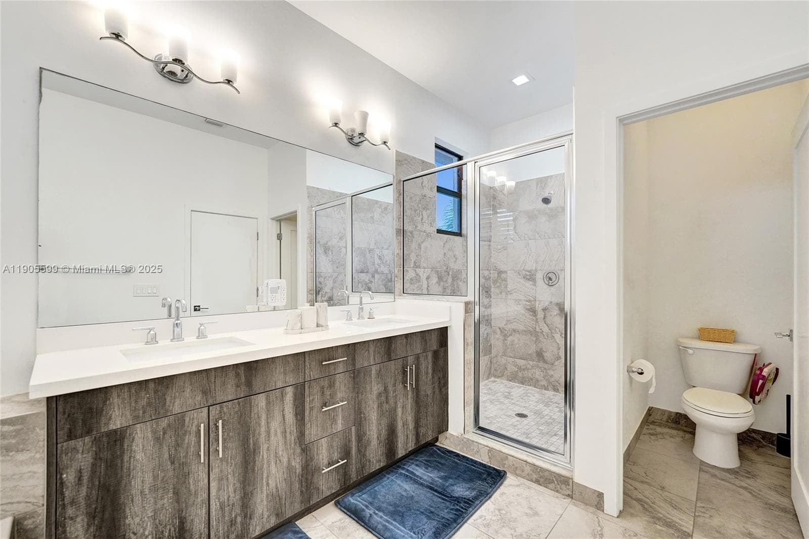 4947 Whispering Way photo 28
