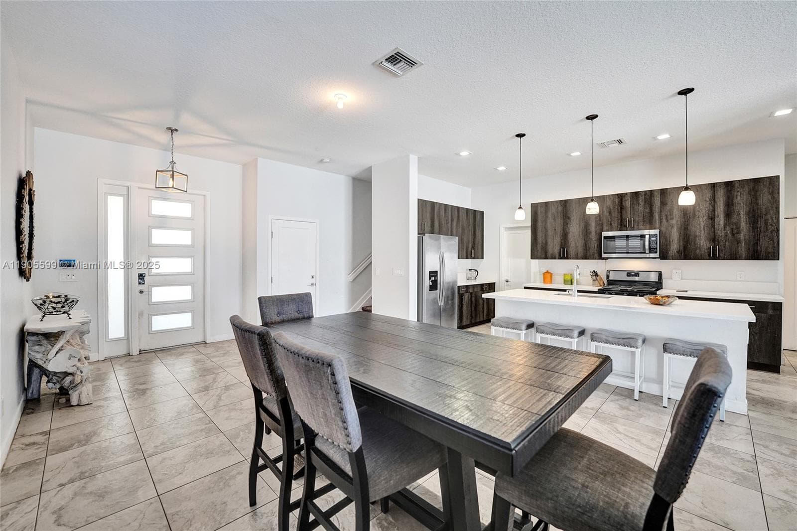 4947 Whispering Way photo 5
