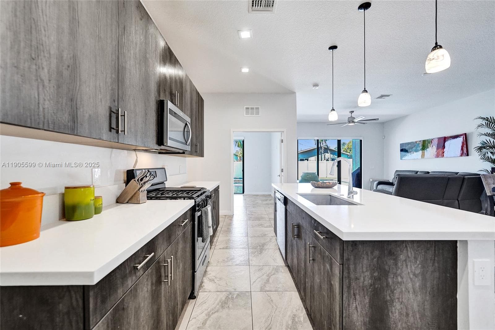 4947 Whispering Way photo 9