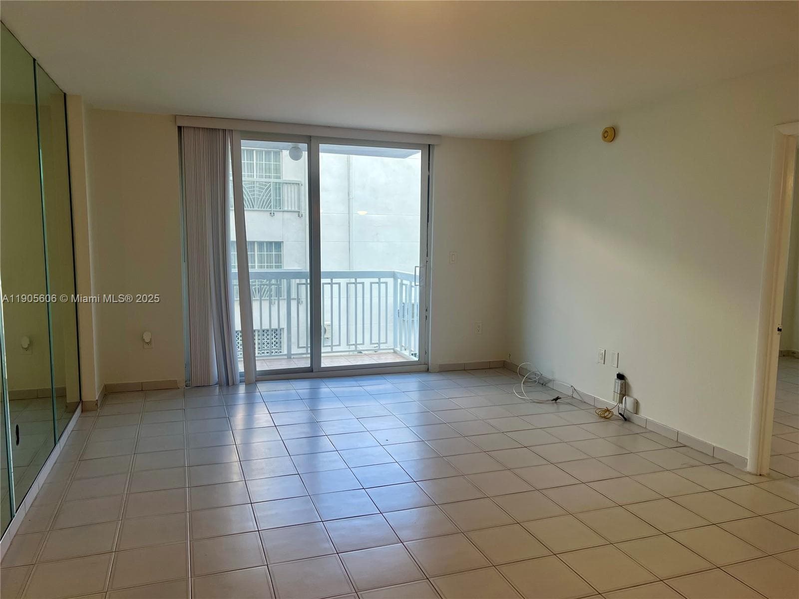 THE PRESIDENTIAL CONDO · #322 in Miami Beach - Photo 5