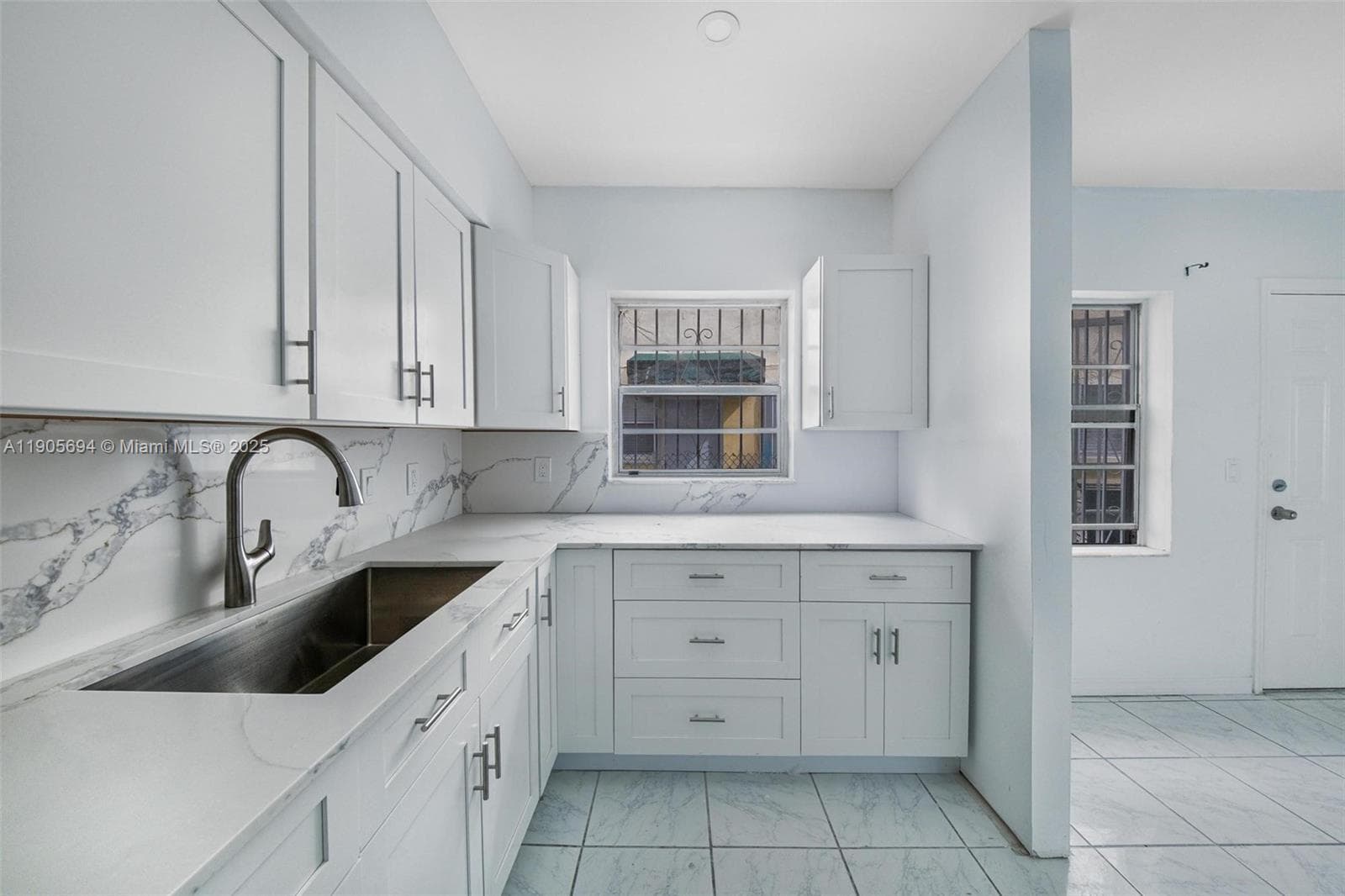 VICTORIA CONDO · #2 in Miami Beach - Photo 13