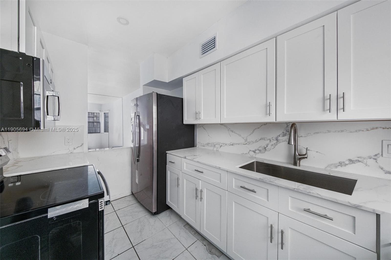 VICTORIA CONDO · #2 in Miami Beach - Photo 11