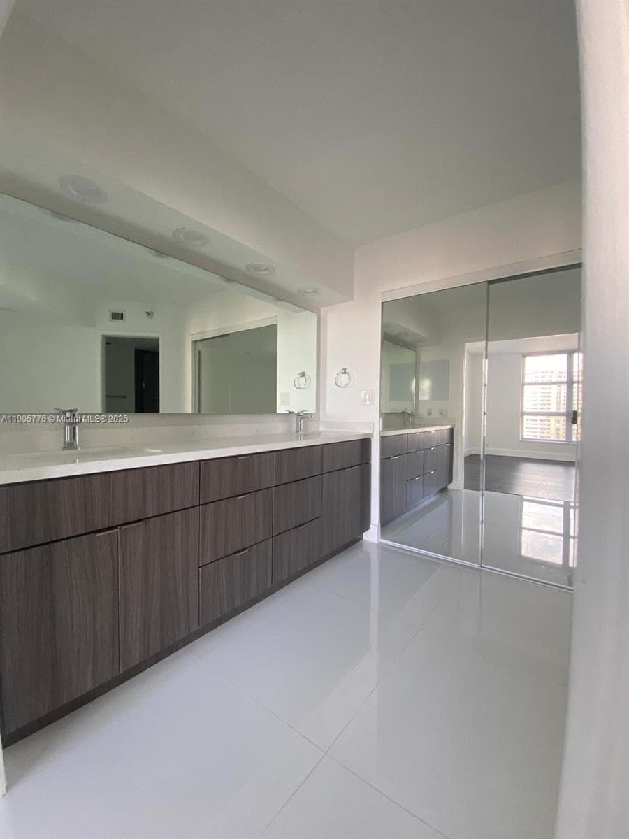 Mystic Pointe Tower 200 · #2306 in Aventura - Photo 16