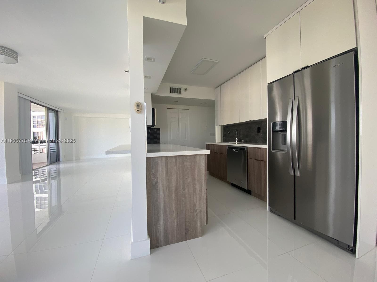 Mystic Pointe Tower 200 · #2306 in Aventura - Photo 10