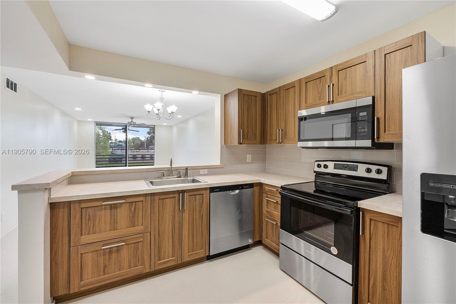 SOMERSET LAKES CONDO · #112O in Lauderdale Lakes - Photo 2