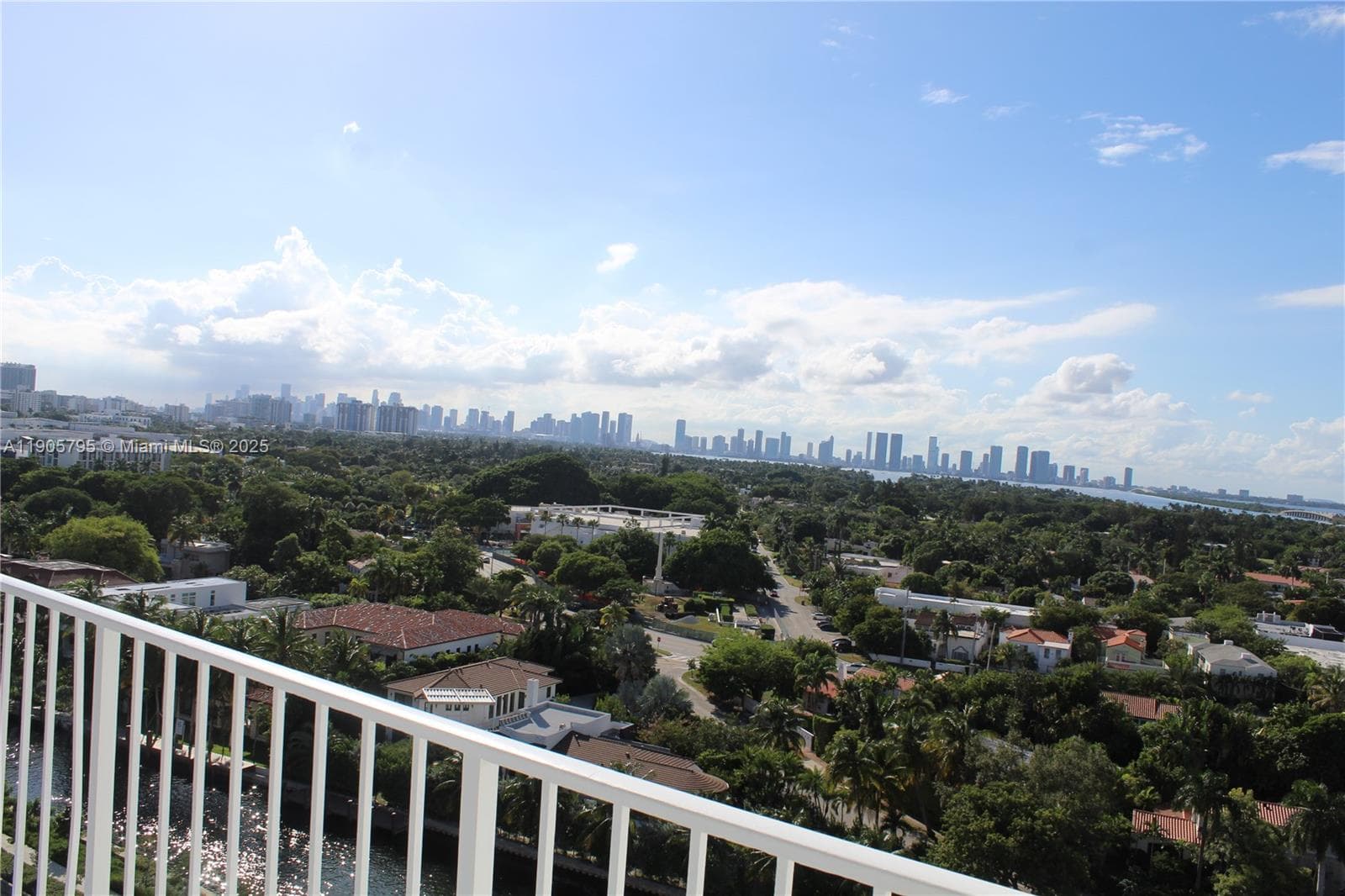 CLEARVIEW TOWERS CONDO · #1403 in Miami Beach - Photo 17