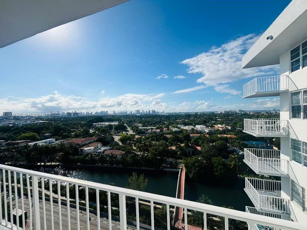 CLEARVIEW TOWERS CONDO · #1403 in Miami Beach - Photo 15