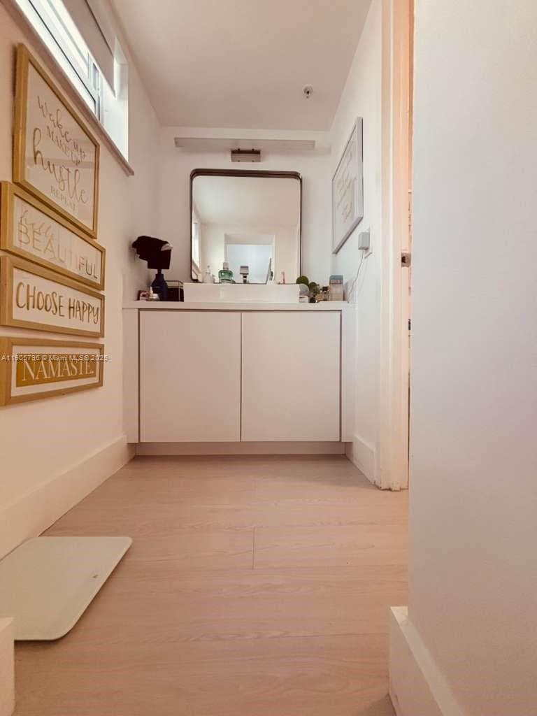 CLEARVIEW TOWERS CONDO · #608 in Miami Beach - Photo 8