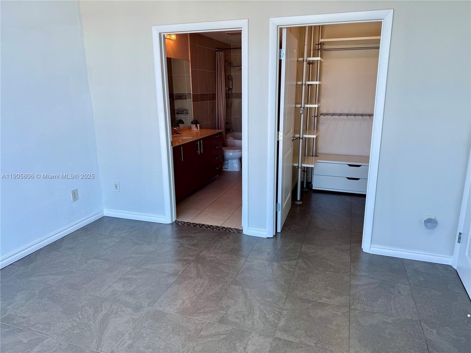 OCEAN MARINE YACHT CLUB C · #2311 in Hallandale Beach - Photo 23