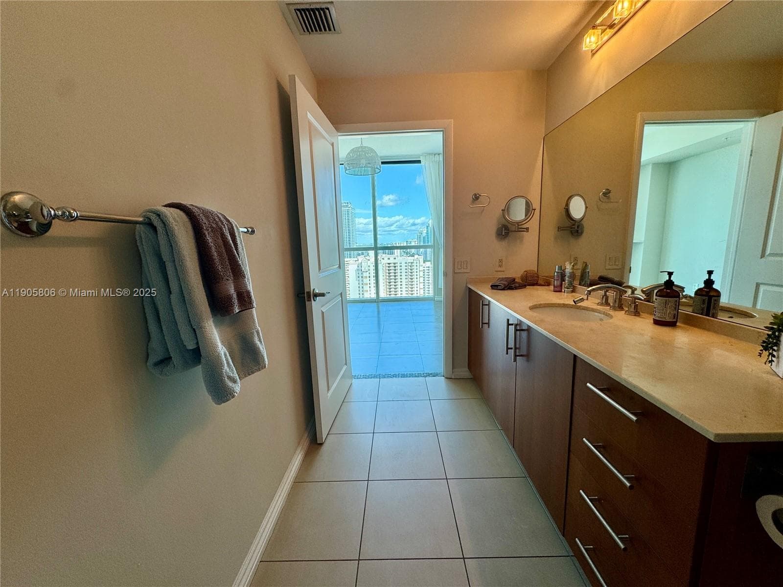 OCEAN MARINE YACHT CLUB C · #2311 in Hallandale Beach - Photo 21