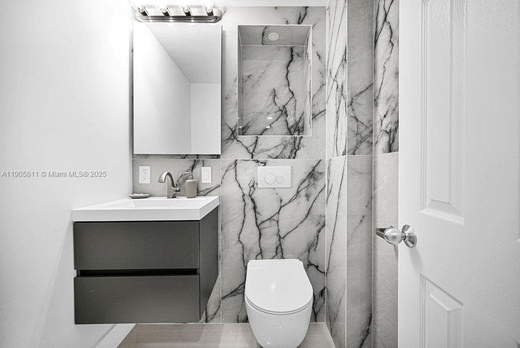 FOURTH GULFSTREAM GARDEN · #223 in Hallandale Beach - Photo 12