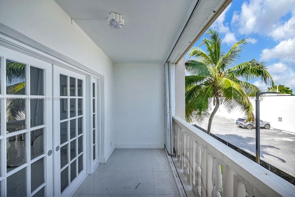 FOURTH GULFSTREAM GARDEN · #223 in Hallandale Beach - Photo 5