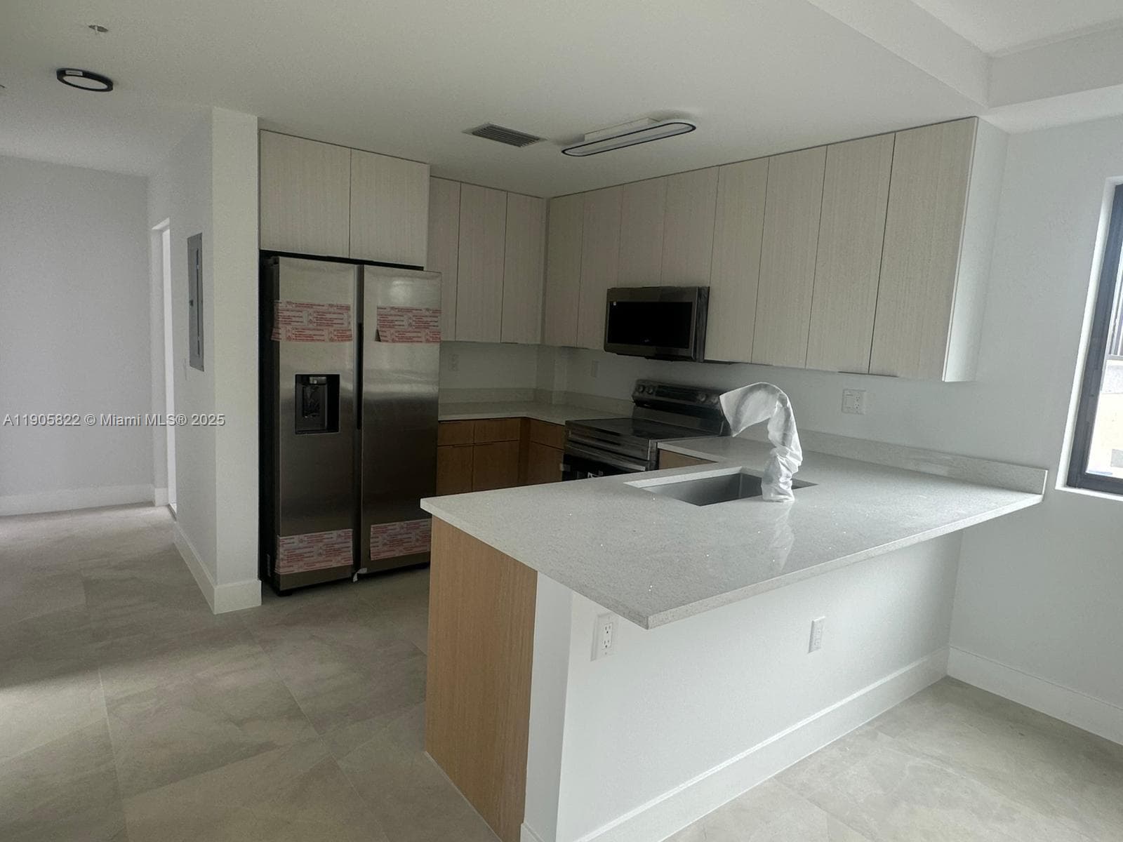 5423 Ne Miami Ct · #7 in Miami - Photo 3