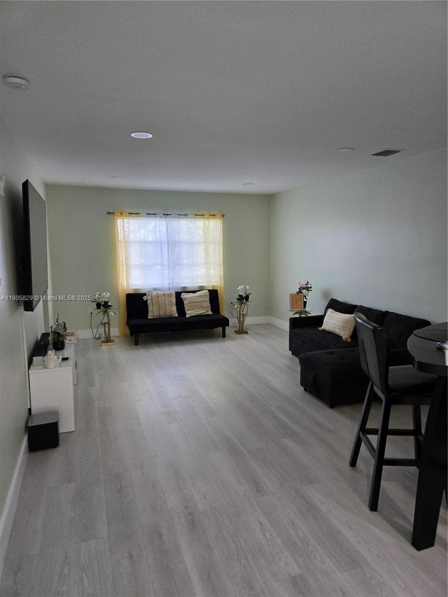 STAR LAKES ESTATES NO 8 C · #827 in Miami - Photo 2