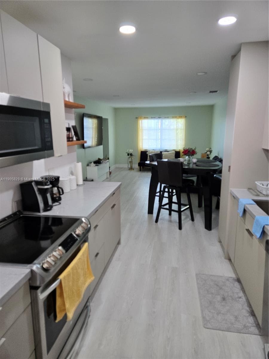 STAR LAKES ESTATES NO 8 C · #827 in Miami - Photo 17