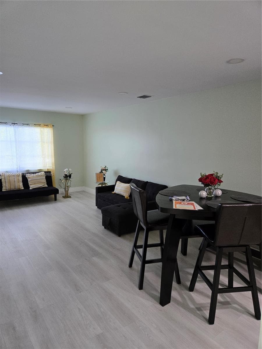 STAR LAKES ESTATES NO 8 C · #827 in Miami - Photo 4